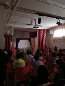 Öğrencilerimizden Anlamlı Etkinlik: Karagöz ve Hacivat Sahnede!